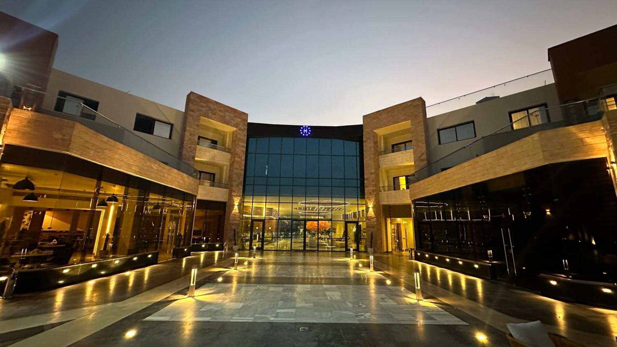 Helnan Hotel - Port Fouad พอร์ตซาอิด ภายนอก รูปภาพ